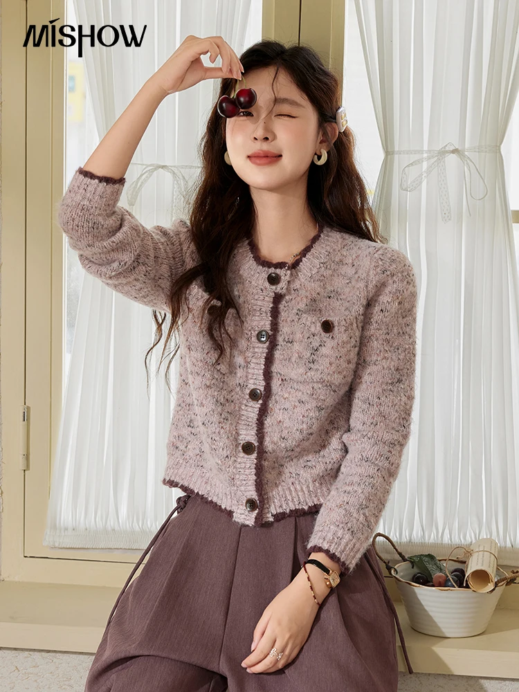 MISHOW Symmetric Pocket Sweater for Women Vintage O-Neck Knitted Cardigan 2024 Fall French Temperament Versatile Tops MXD43Z0715