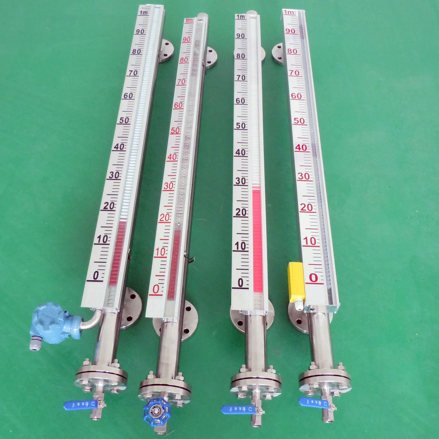 Float magnetic baffle level indicator 4-20mA transmitter high temperature water tank measuring gauge for boiler system