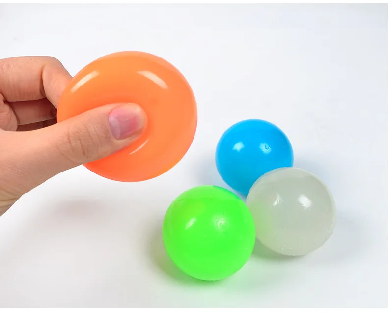 3/6Pcs Sticky Wall Balls Ceiling Balls Stress Relief Luminous Fun Decompression Sticky Ball Anxiety Relief Glowing Ceiling Balls