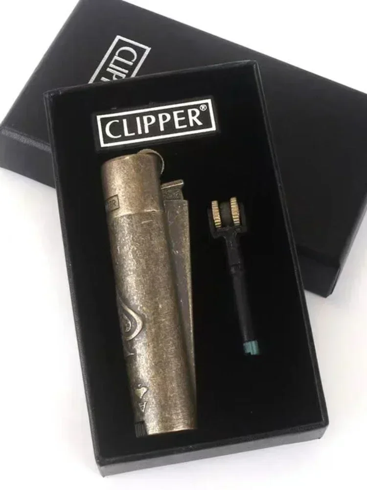 Nieuwe Clipper Spades Een Draagbare Slijpschijf Flint Opblaasbare Aansteker Metalen Vuurloze Butaangas Jet Aansteker met Geschenkdoos - afbeelding 2