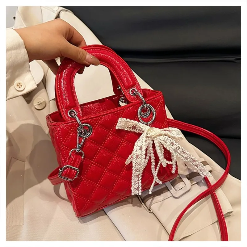 

New Model Women Handbag Creative Individual Pillow Design Lightweight Crossbody JK Bag For Students School Daily Commuting