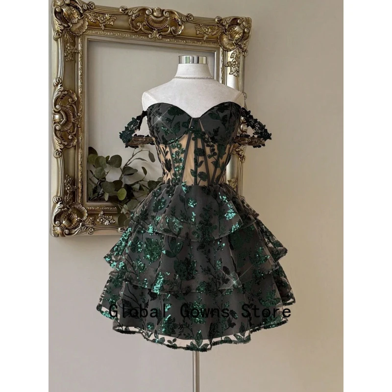 

Elegant Homecoming Dress Tiered Short Prom Style Suitable For Music Festival Graduation Cocktail Party Dance Dress Custom dress