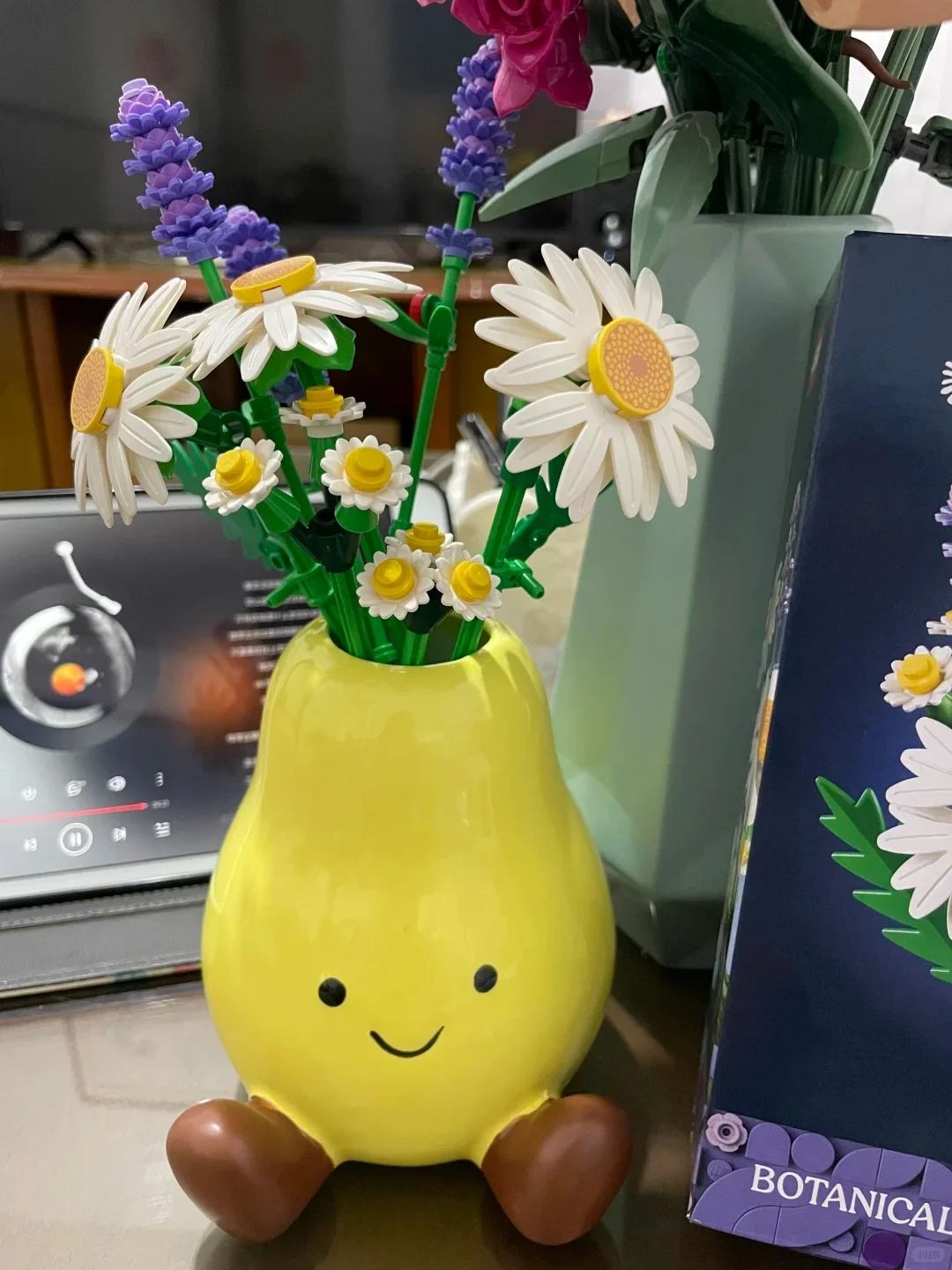 nova-serie-de-brinquedos-de-blocos-de-montar-divertidos-com-tema-de-margaridas-e-lavanda-2026-ideais-para-presentes-de-homens-e-mulheres-jovens
