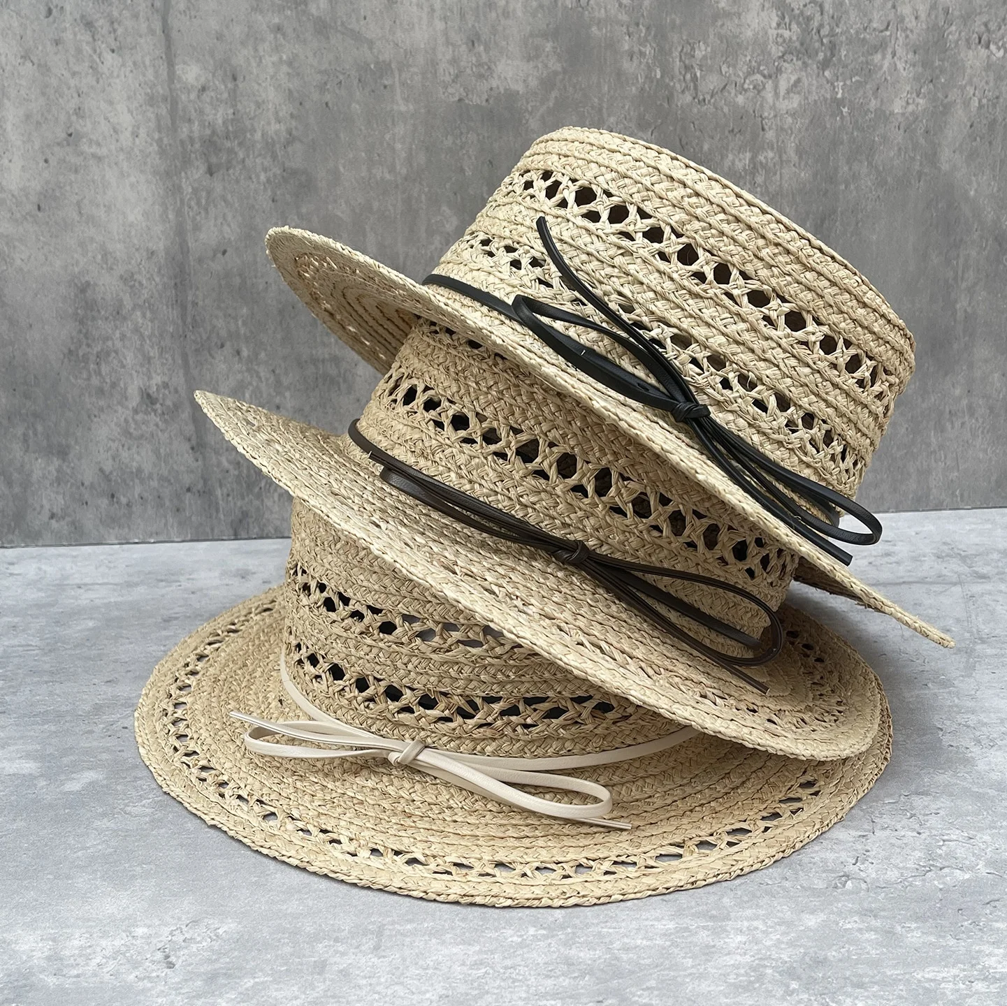 New Straw Hat for Women Summer Sun Protection Openwork Breathable Flat-Top Hat Beach Vacation Elegant Woven Sun Hat