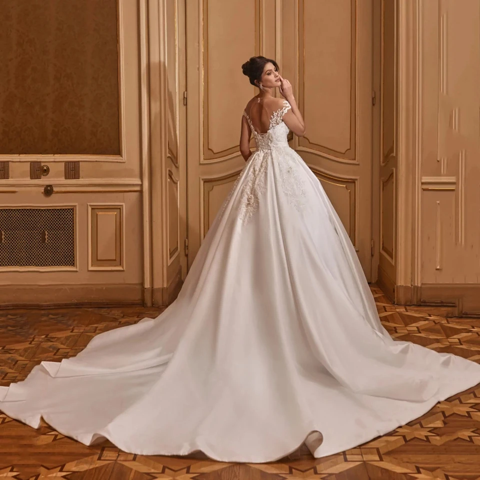 Robe de mariée magnifique col rond, manches cape, avec des Appliques de paillettes, robe de bal, longueur au sol, avec traîne de balayage, jolie robe de mariée, 2024