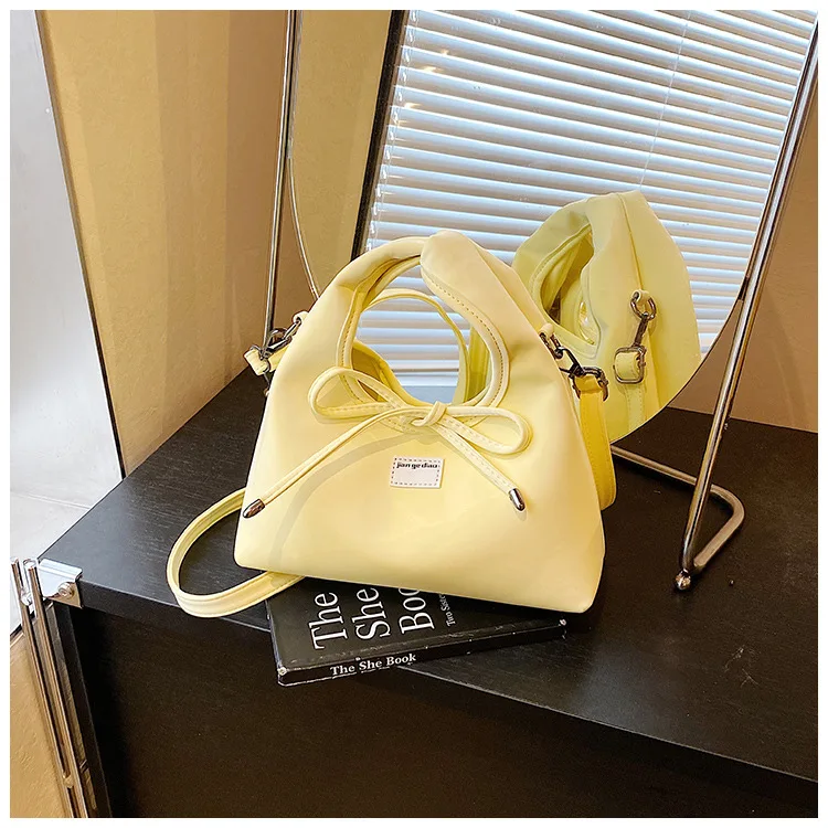 

2025 Spring Trendy Tote Bag, Minimalist Top Handle Purse for Women, Casual Crossbody, Versatile Day to Night Bag, Textured