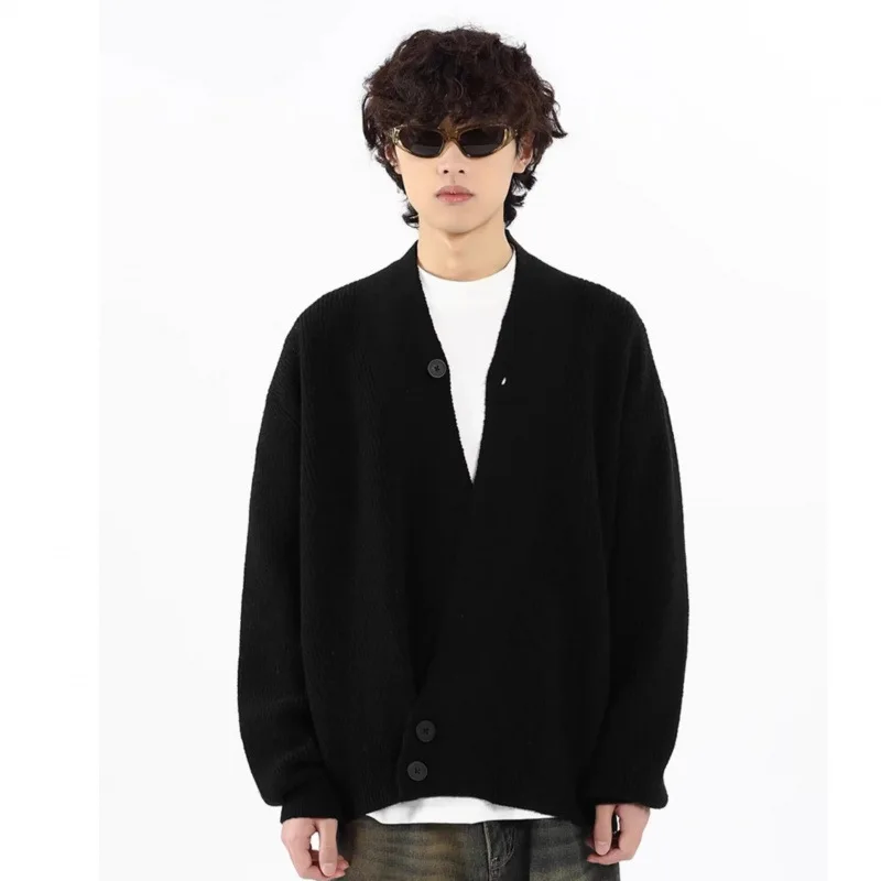 Unisex-Strickjacke 2025, Herbst, neue Cleanfit-Herren-Strickjacke mit V-Ausschnitt, Kimono, inspirierte Lazy-Strick-Oberbekleidung mit Premium-Atmosphäre