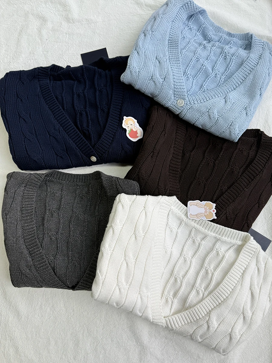 

Вязаный укороченный кардиган женский с узором «косичка», V-образным вырезом, на одной пуговице, с коротким рукавом, в стиле «свитшот», милый, в стиле преппи, трикотаж