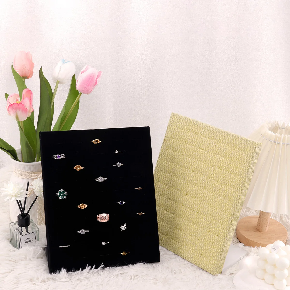 

Portable Simple Black Gray Velvet Display Case Jewelry Ring Displays Stand Board Holder Box Plate Storage Desk