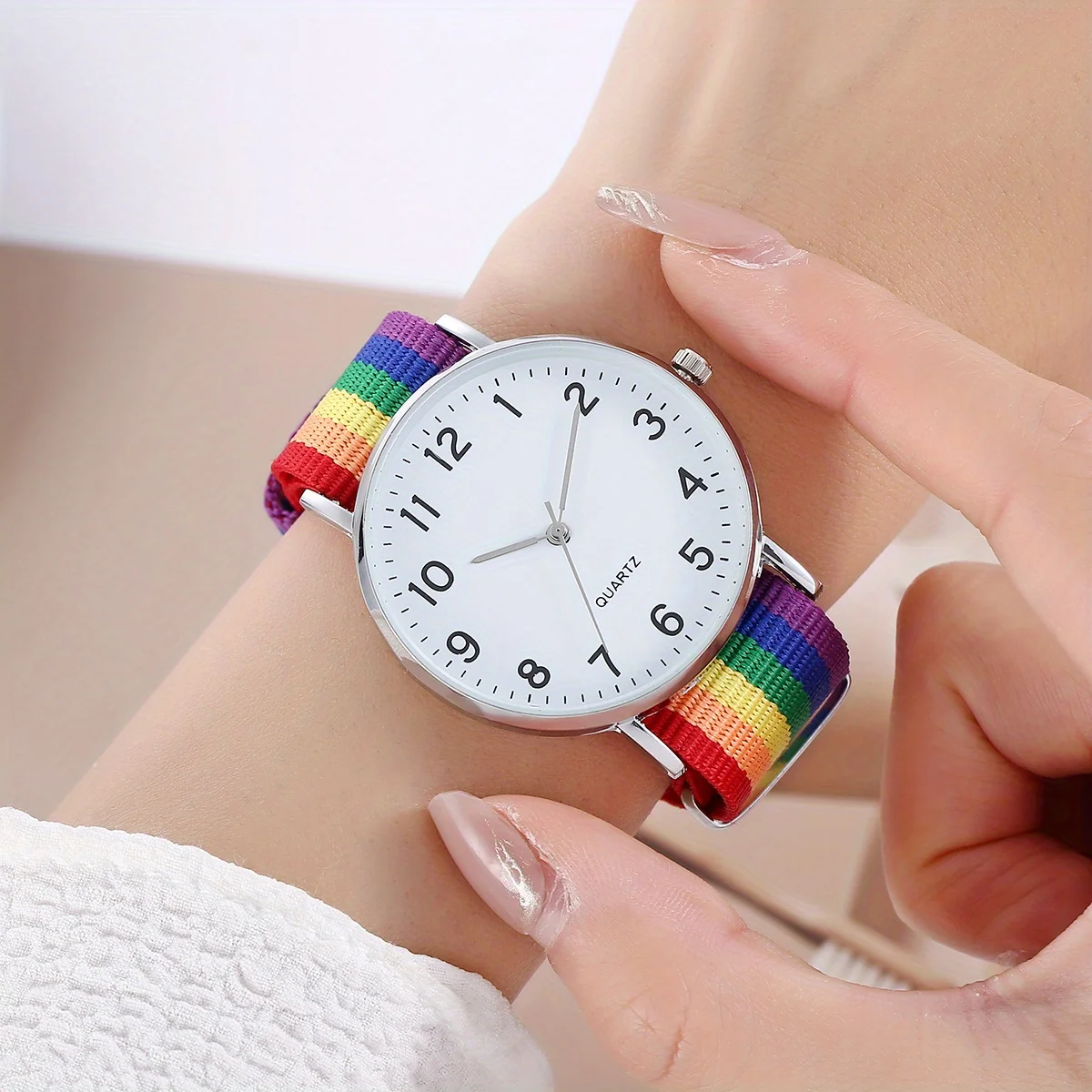 Casual Round Pointer Quart Watch Fashion Canvas Rainbow Striped Wristwatch For Women Men