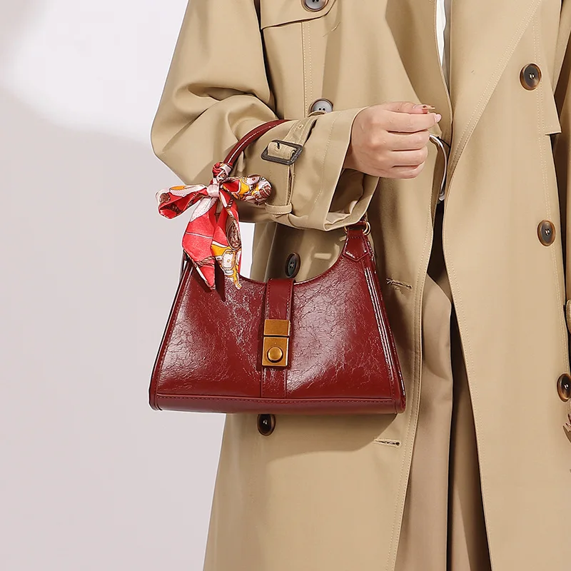 

Сумка с пряжкой в стиле ретро, женская модная сумка через плечо, модная сумка на одно плечо, новый стиль 2025 года, простой дизайн