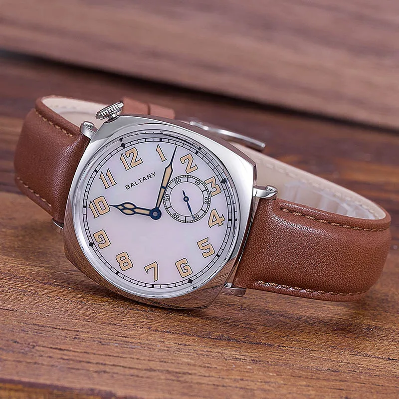 Baltany Retro Hommage Horloges S4071 Sub-Tweede Warmtebehandelde Blauwe Handen Vierkant Geval Lichtgevende Handmatige Wikkeling Mechanisch Polshorloge