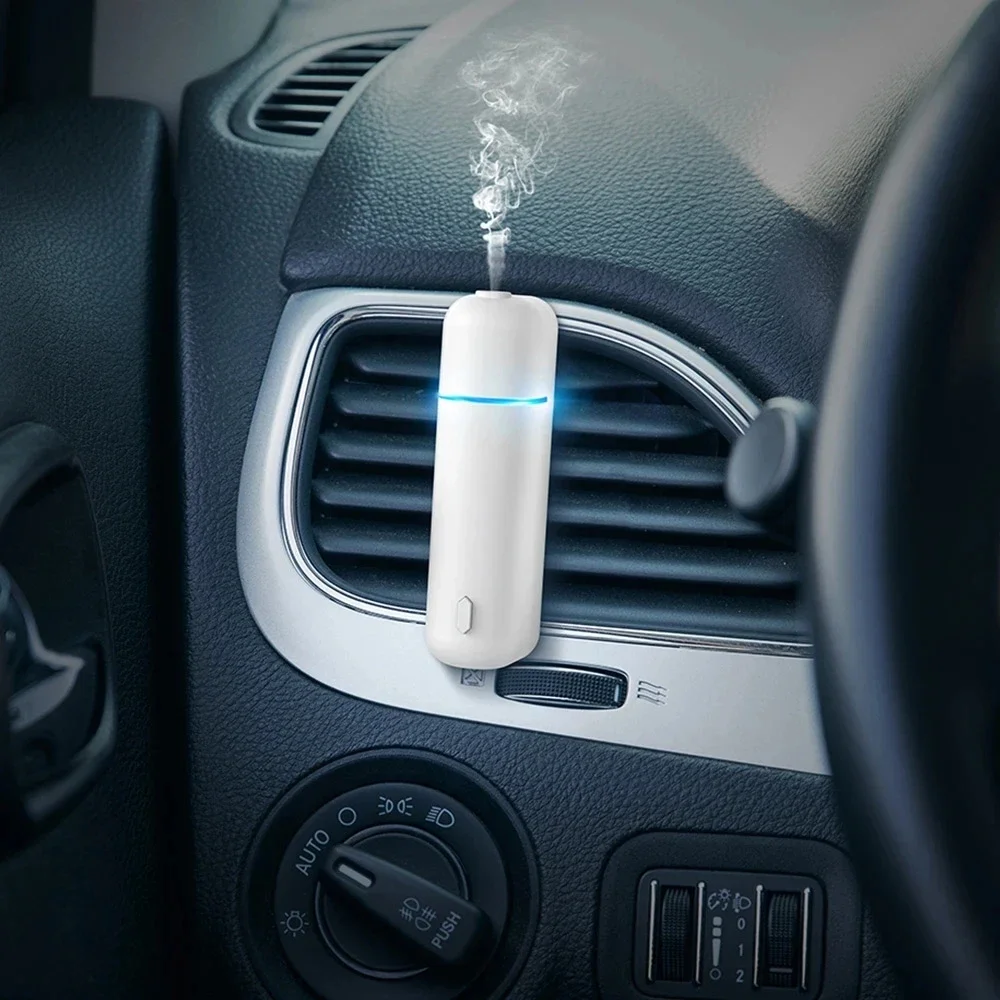 Auto Smaakstof Voor Auto Luchtverfrisser Essentiële Oliën Diffuser Geur Distributeur Auto Parfum Vent Clip Zes Geur Kleine Geschenken