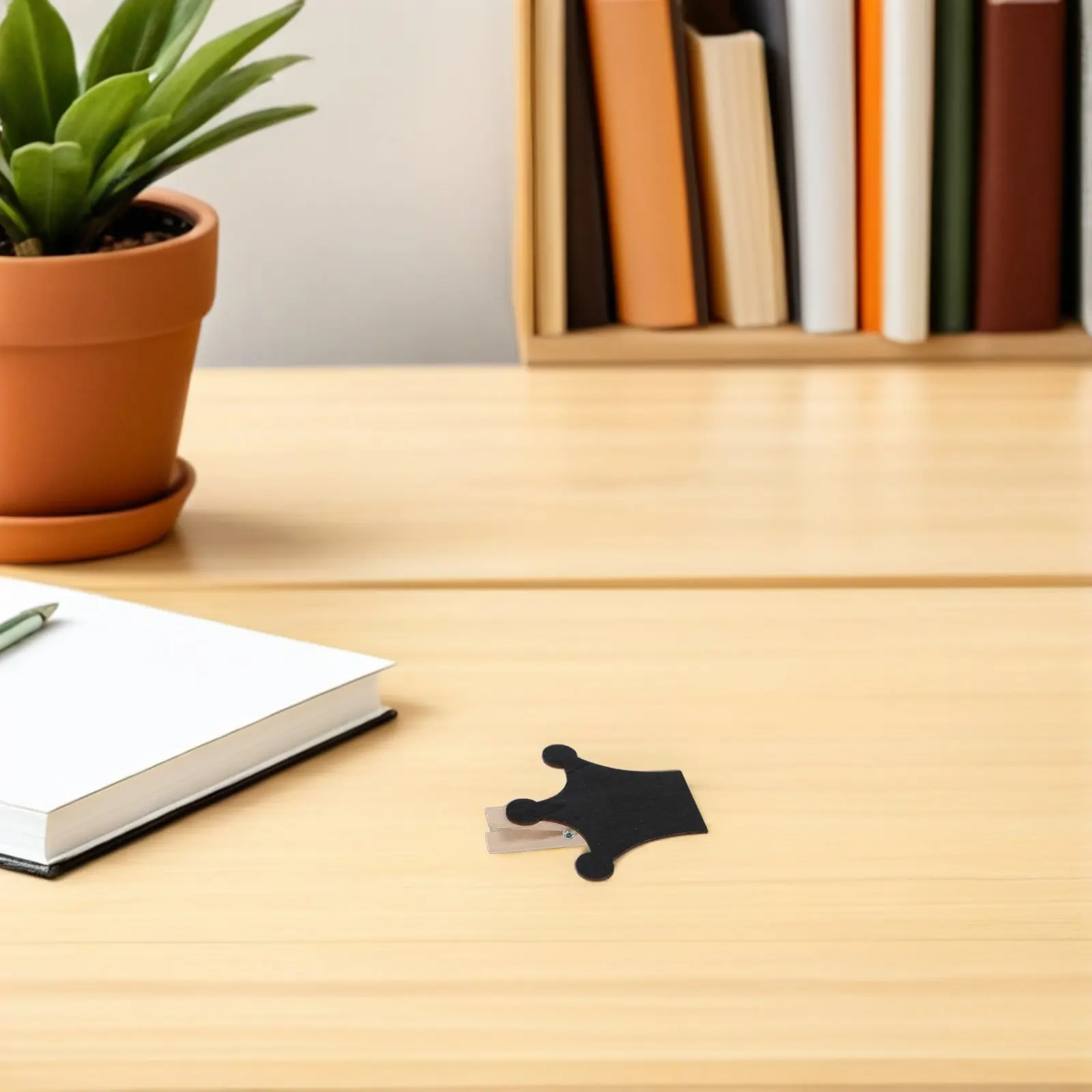 

50 шт. мини-клипсов-досок с деревянными коронами, многоразовые стираемые таблички для этикеток на еду, для фуршета, свадебных карточек рассадки