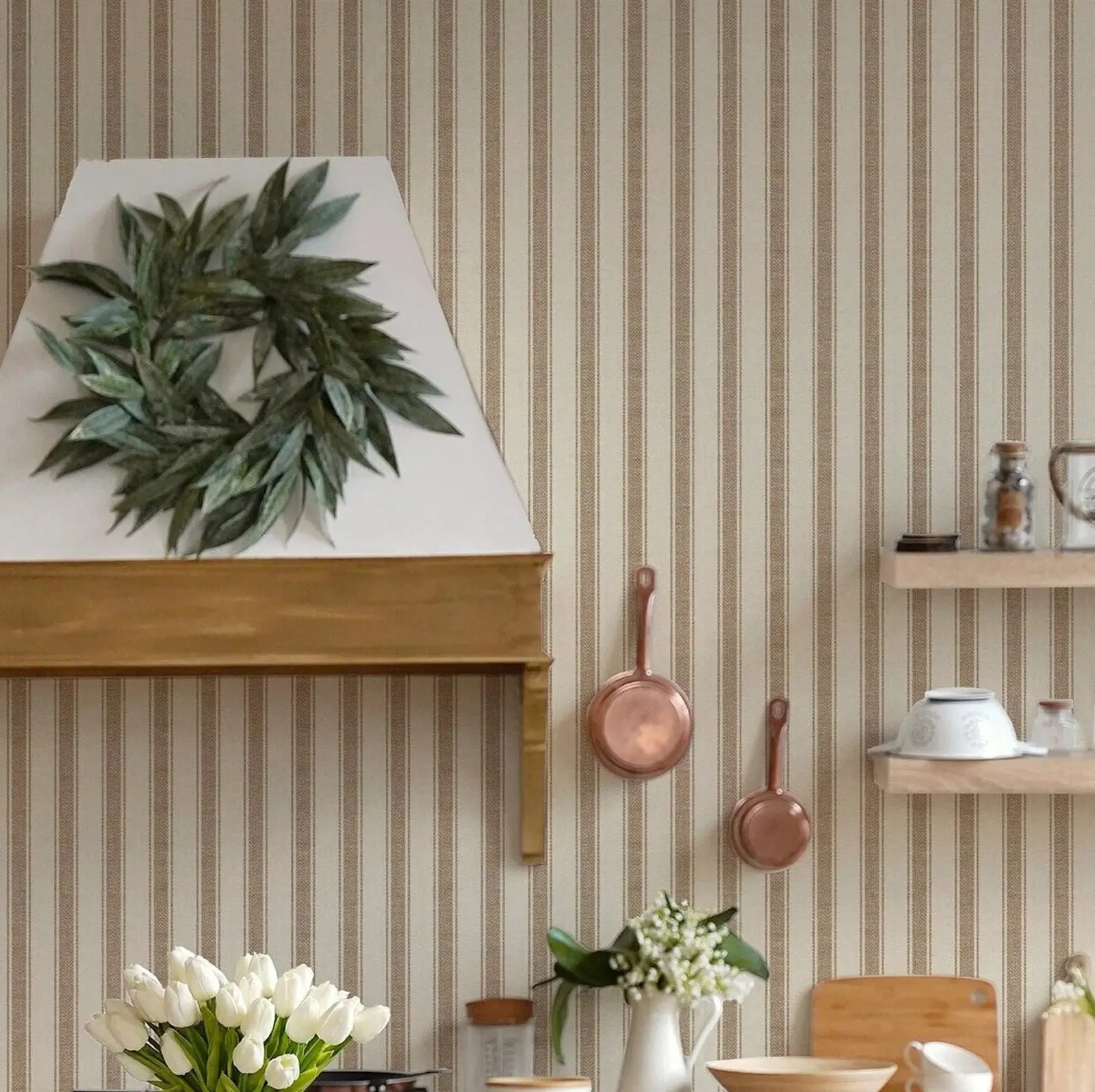 

Striped Wallpaper Peel And Stick, Geometric Wall Papers For Home Decoration, Self-adhesive and Traditional Non-woven Options