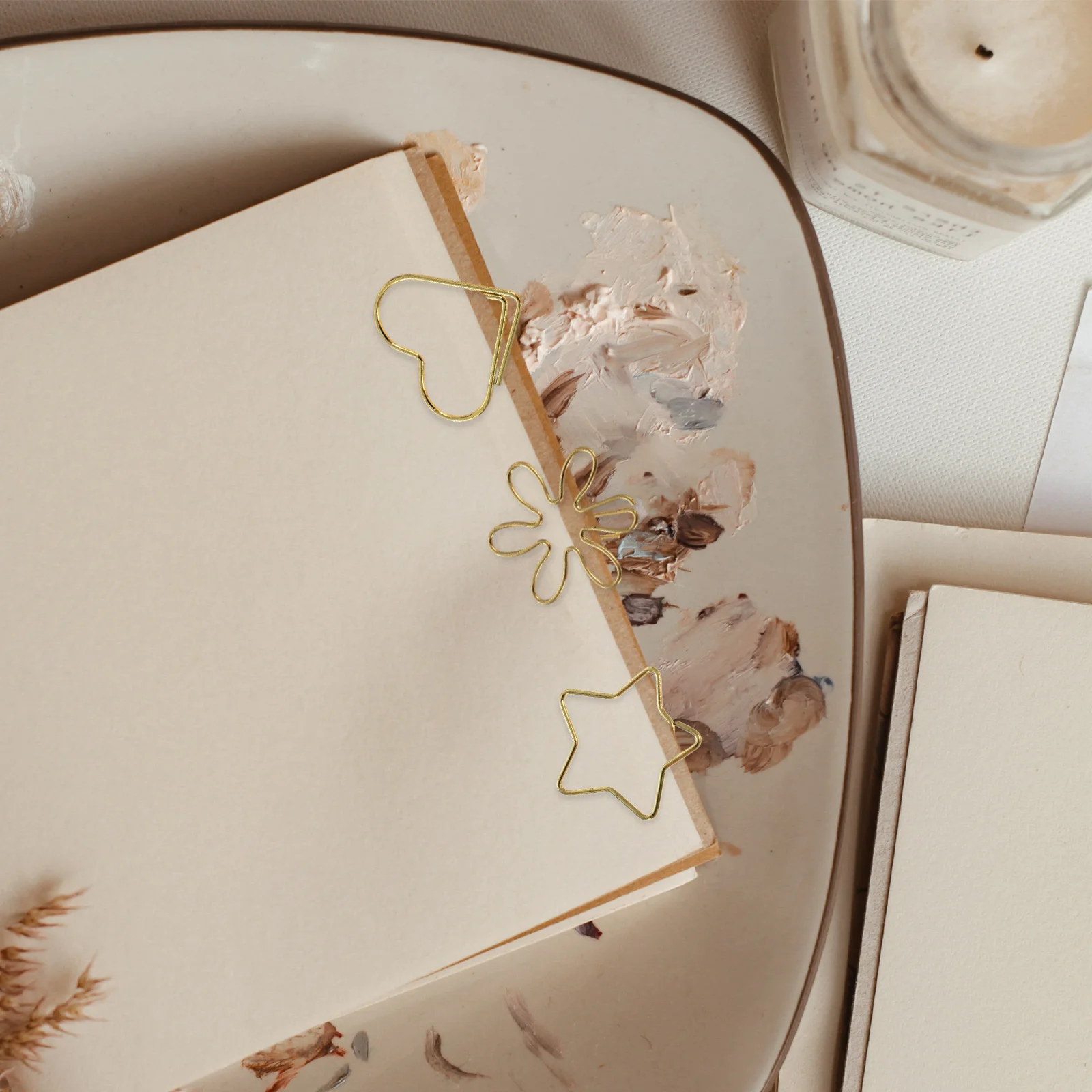 

30pcs Creative Paper Clips Gold Metal Desk Accessories Pink Decorative Office Supplies Practical School Use