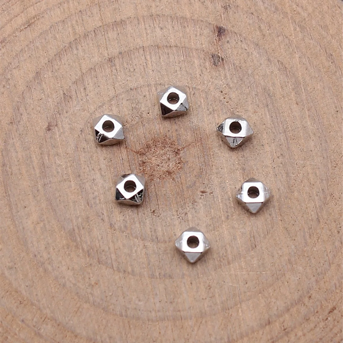 WYSIWYG 100pcs 3.6x3.6x2.4mm 3 Colors Geometric Cut Small Hole Beads Spacer Beads For DIY Jewelry Making Jewelry Findings