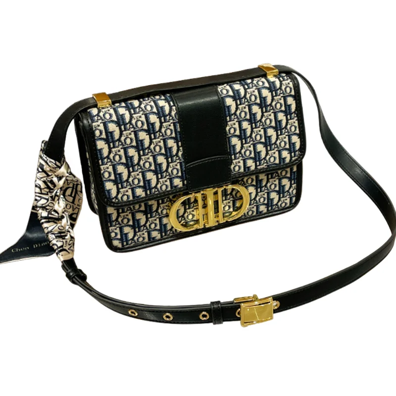 Luxury Ladies Shoulder Crossbody Bag Ladies, Most Famous Brand VIP Special Montaigne Small Square Bag Embroidery Flower