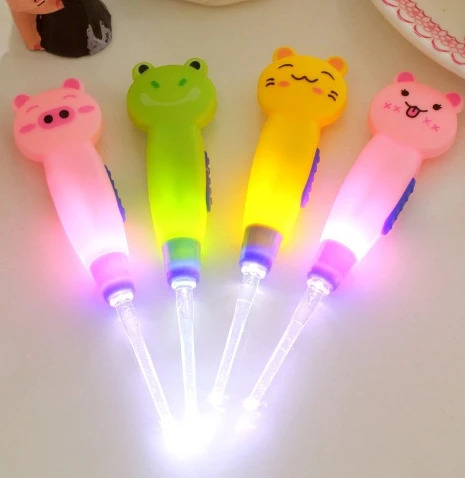 Earwax with Light Spoon LED Cartoon Baby Care Ears Spoon Digging Luminous Dig Ear-picker Product Child Cleaning Tool