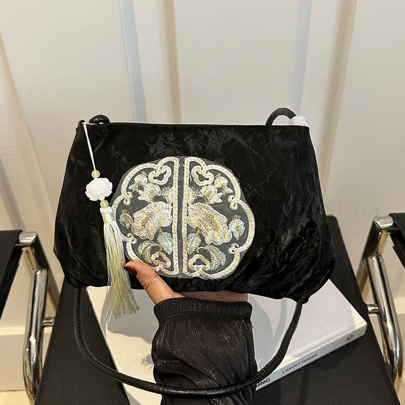 여름 여성용 스타일리시 핸드백, 패셔너블하고 다재다능한 태슬 백, 인스타 감성 싱글 숄더 크로스백