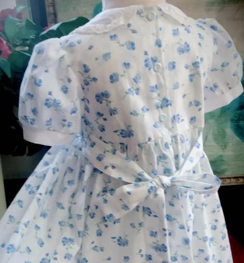 princess classical summer short-sleeved hand-embroidered light blue floral pleated girl baby cotton dress