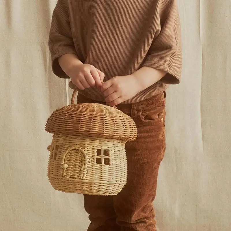 Rattan Tote Bag Handmade Mushroom Woven Rattan Basket Children Room Decoration Tote Toy Sundry Storage Bag Flower Girl Basket