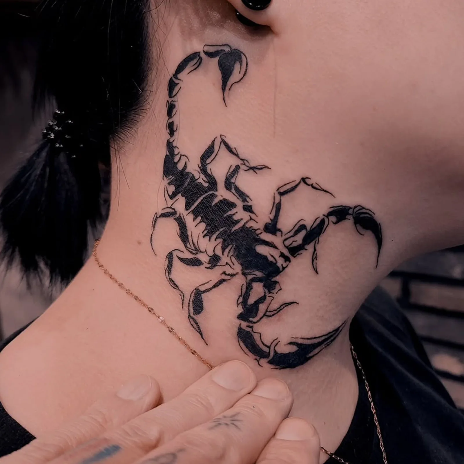 Scorpion Tattoo Sticker Temporary Tattoo Black Grey Wild Dark Cool Design Waterproof Long Lasting Ear Neck Side for Men Women