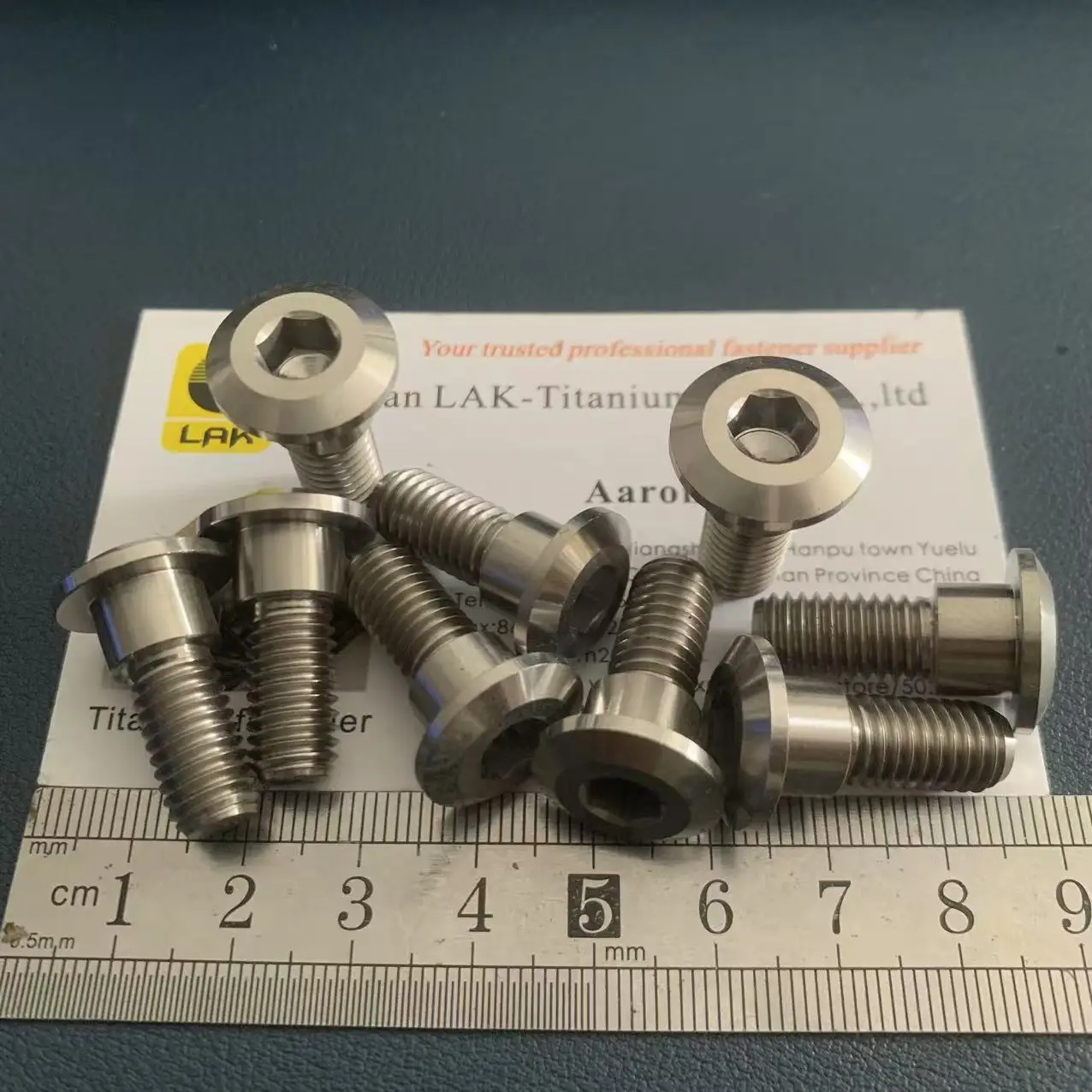 M8x22 Gr5 مسدس المقبس سبائك التيتانيوم الترباس/المسمار مع جولة الرقبة 10x7 لفرامل المحرك #4