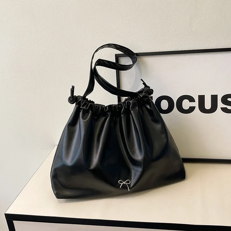 

Женская плиссированная сумка на шнурке, модные новые осенние сумки большой вместимости, повседневные универсальные сумки на одно плечо