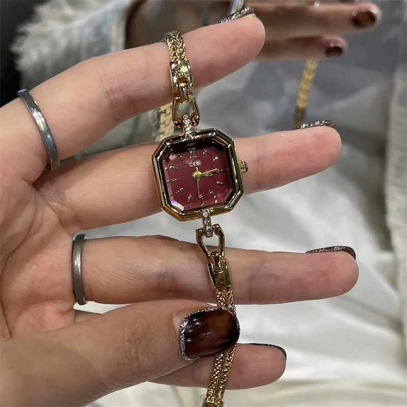 

Женские часы в стиле браслета, Новое поступление 2026, роскошные часы премиум-класса, художественные кварцевые наручные часы из нержавеющей стали, аксессуар