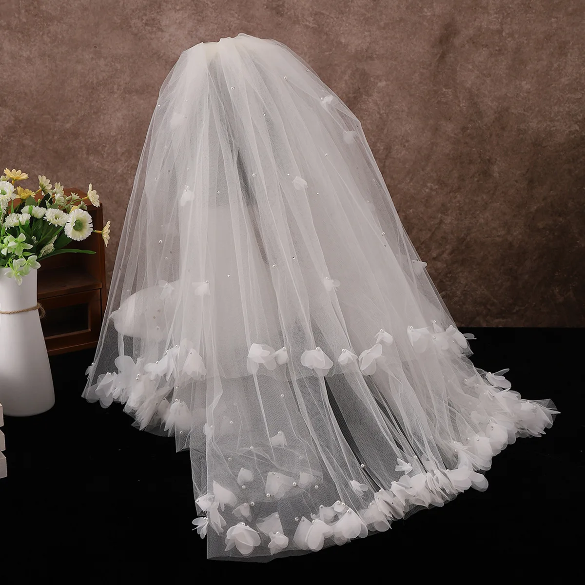 CloverBridal-velo corto de 2 capas con perlas de marfil para novia, accesorio de flores romántico con peine para el pelo, novedad de 2024, WV0062