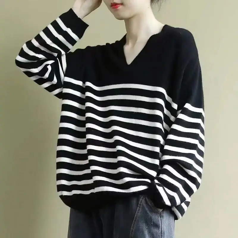 

Stylish Korean Striped Knitted Sweaters Spring Summer All-match Long Sleeve Commute Women's Clothing Casual V-Neck Loose Jumpers