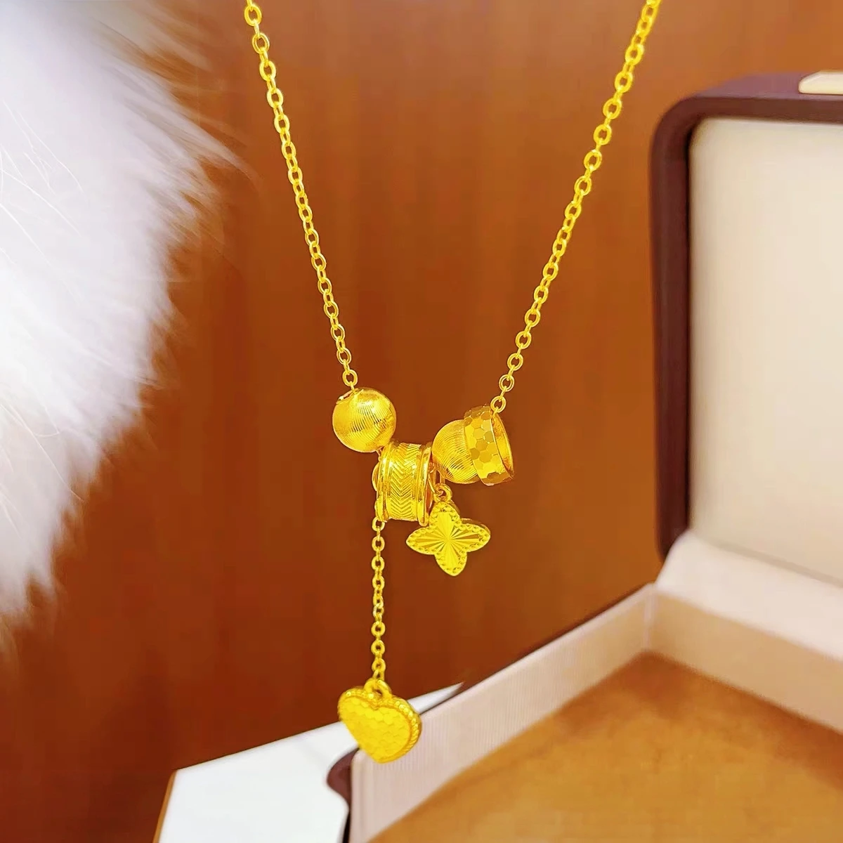 

Shiny & Eye-Catching Bow Heart Tassel Necklace Clavicle Chain For Women 24K Gold AU999 | Golden luster, exquisite and bright