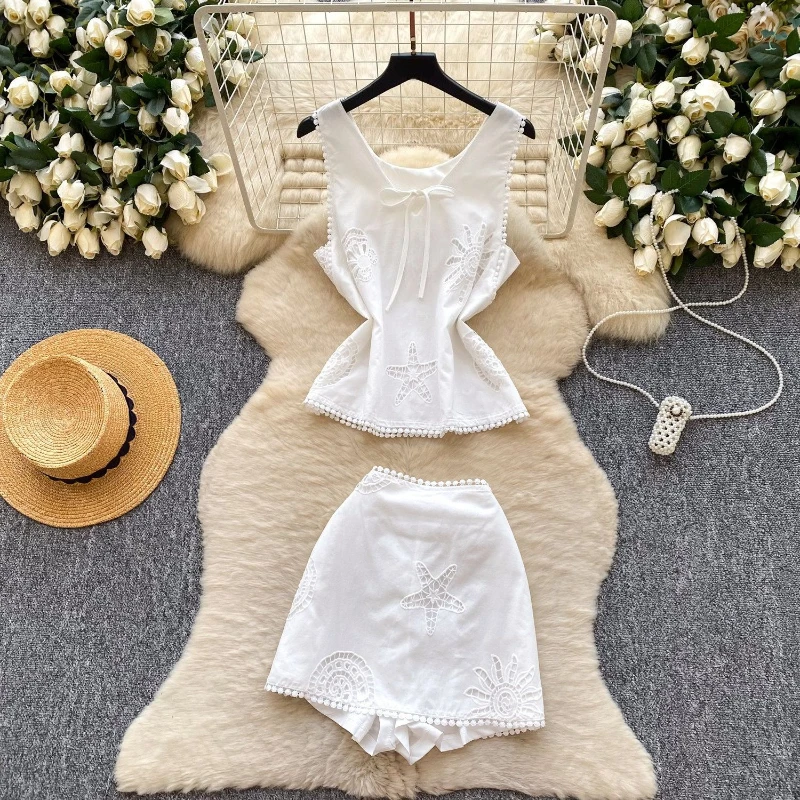 

Комплект из двух предметов для женщин: кружевная вышивка в стиле «чистое желание», белый, летний, новый, облегающий топ и шорты с высокой талией.