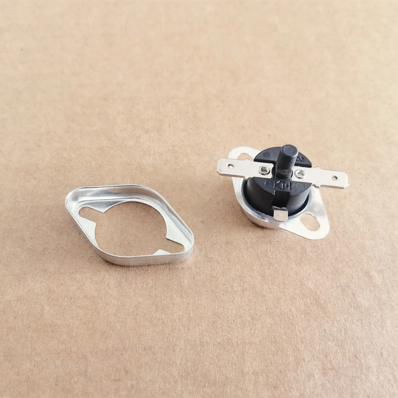 Original new 100% KSD301R-M 16A250V 115-degree temperature control switch small rice cooker accessories KSE-168B