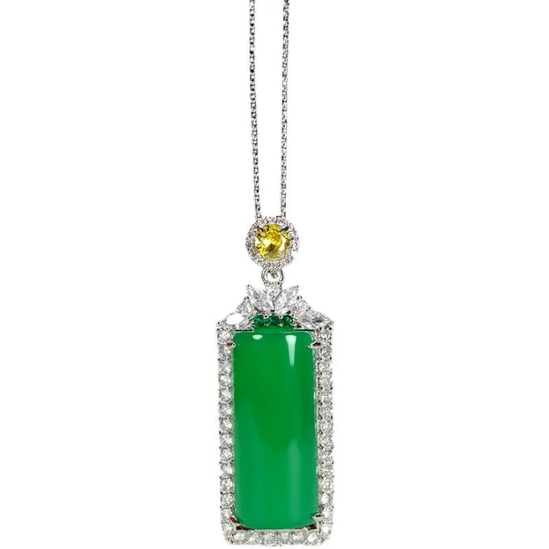 

Natural jade chalcedony jadeite pendant necklace inlaid with no matter card emperor green pendant necklace