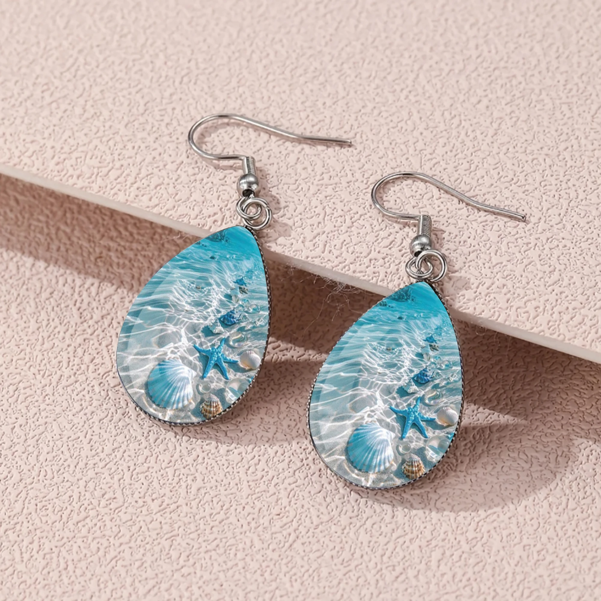 1 Pair of Clear Ocean Element Pattern Earrings with Convex Glass and 316 Stainless Steel Water Drop Ear Hooks, Classic and Simple Style Suitable for Men and Women for Daily Wear, Gift-Giving, and Parties