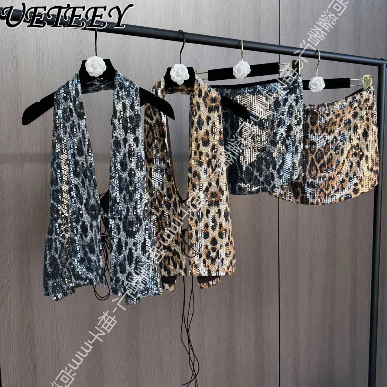 

Высококачественный элегантный жилет с открытой спиной и шнуровкой на шее, мини-облегающая юбка с леопардовым принтом и пайетками, комплект из двух предметов в стиле горячих девушек