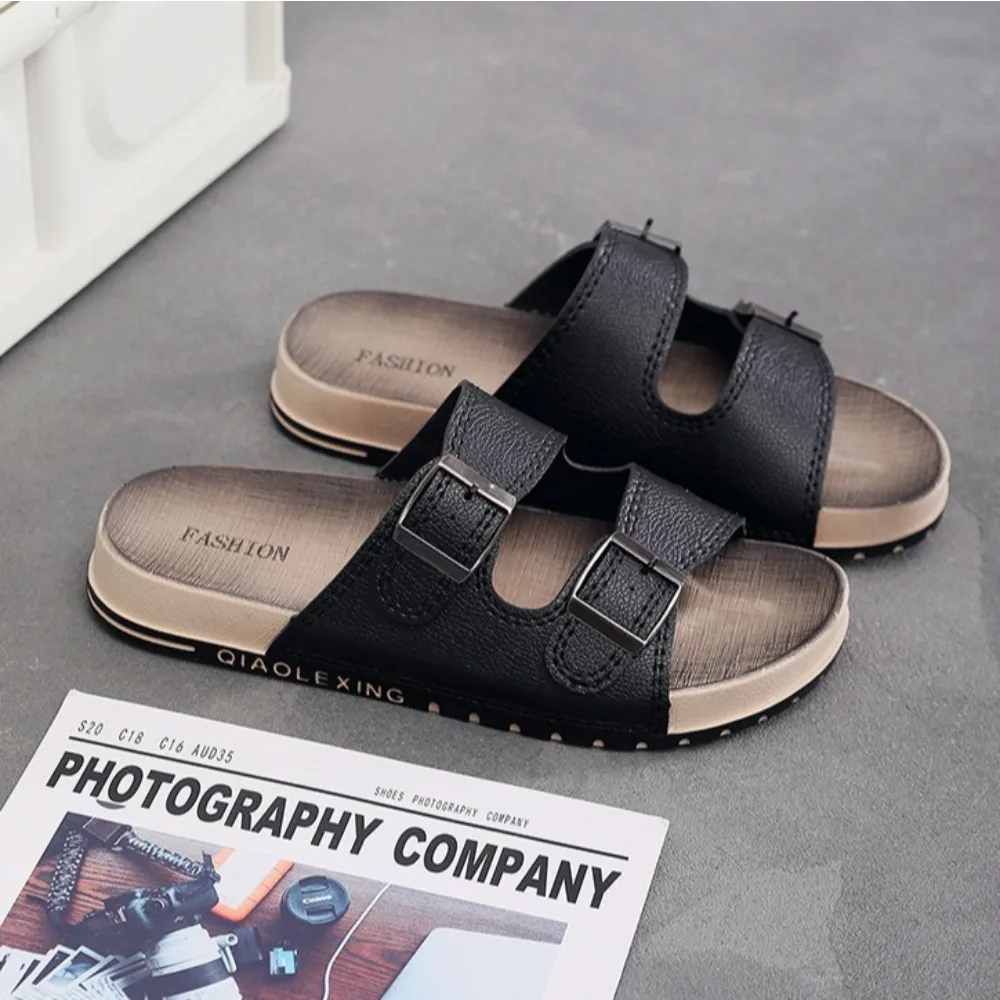 Men's Slippers New Anti Slip Beach Sandals Men Summer Outdoor Fashionable and Versatile Thick Sole Soft Sole One-piece Slippers