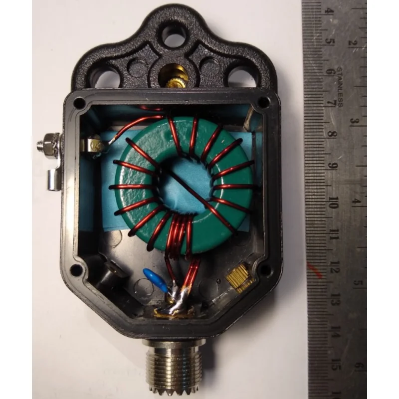 

1:64 Balun 4-band 8-band end-feed antenna using frequency range 1~30Mhz power 100W (PEP)