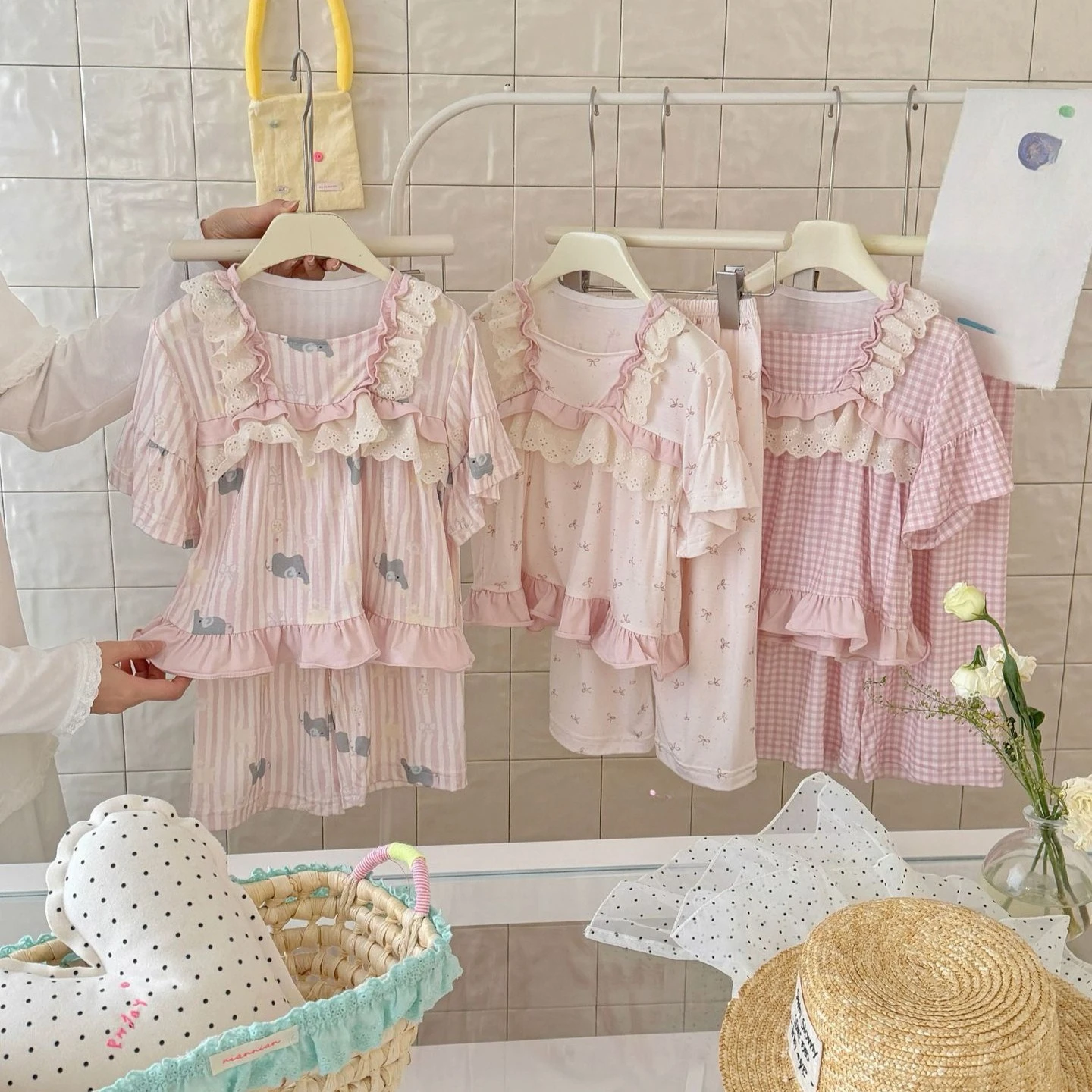 

Детская пижама для девочек 2026: Новая летняя розовая домашняя одежда из хлопка с кружевом, для кондиционированных помещений