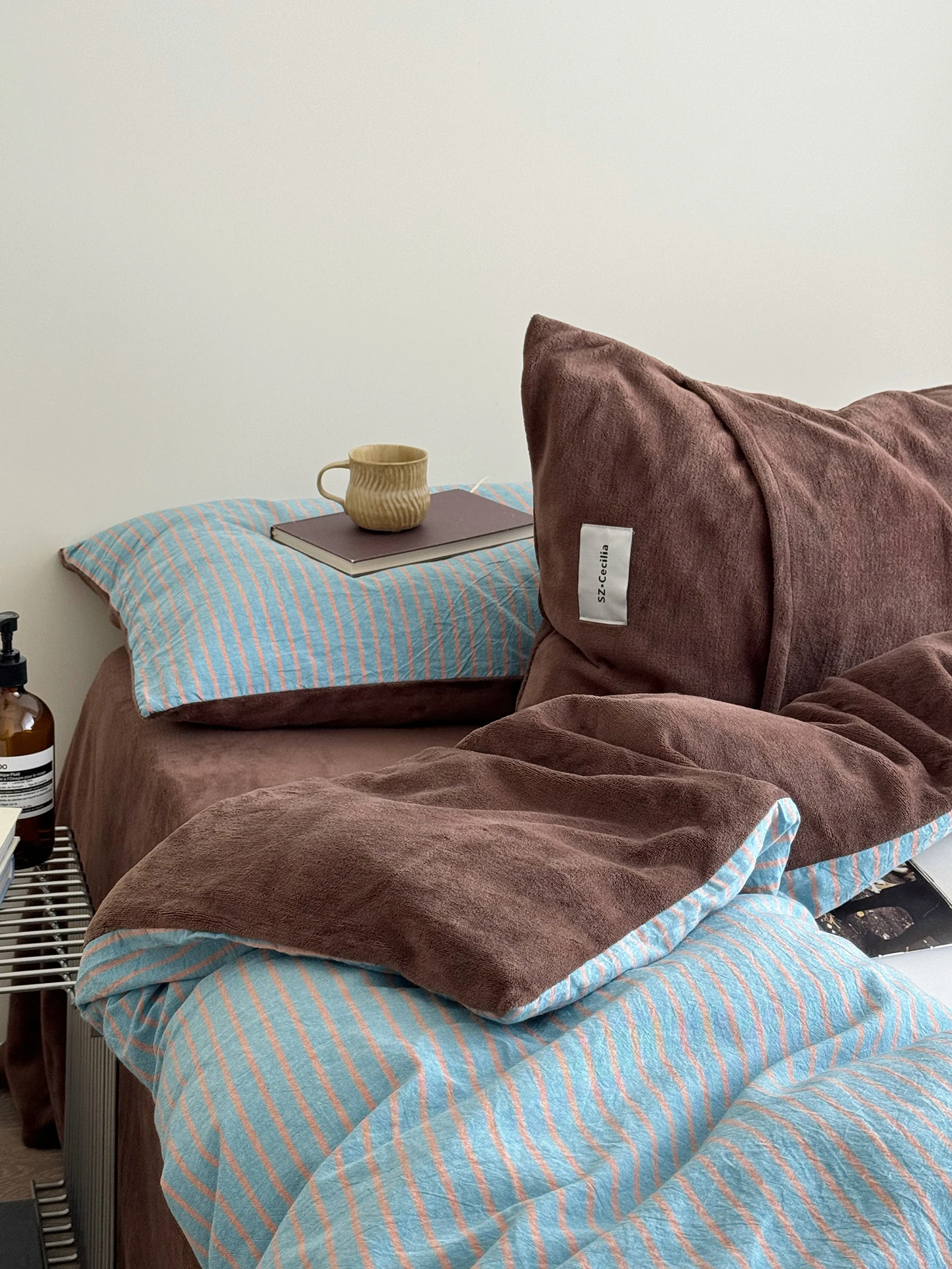 Thiened Winter Warm Milk Velvet Waed Cotton Salt Series Four-Piece Bedding Set Nordic Sle Stand Size for All Ages