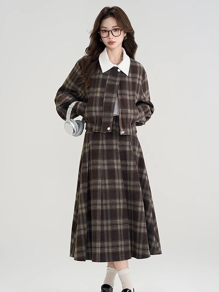 

Plus-size women's autumn and winter casual loose long-sleeved coat comfortable high-waisted skirt retro two-piece set 2024 new