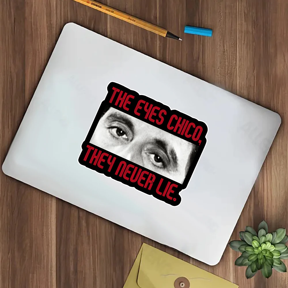 14x11cm, The Eyes Chico, They Never Lie Lustiger wasserfester Vinyl-Autoaufkleber, dekoratives Außenzubehör, verwendet für Auto, Laptop