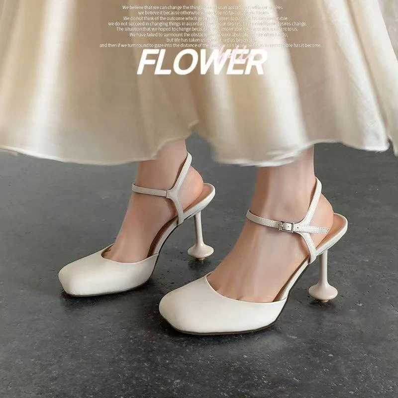 Sandalias de tacón de aguja con punta cuadrada para mujer, elegantes con correa al tobillo y detalle de bola en miniatura, zapatos de vestir minimalistas para bodas y fiestas