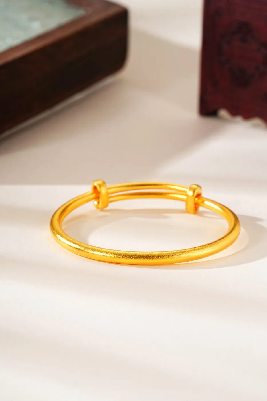 

Lium Gems 24k Gold Vermeil Children Push-pull Mechanism Bracelets 925 Sterling Silver Adjustable Bangle Bracelets