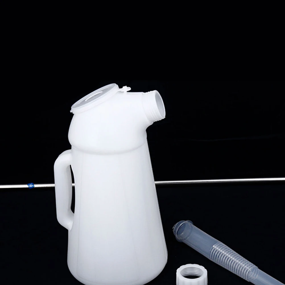 

2L Car Dispenser Bottle Large Capacity Long Nozzle Manual Pump Durable Plastic Engine Oil Container Vehicle Oiler Can Machine