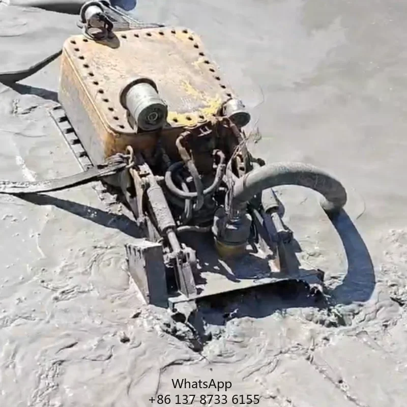 Tracked Submersible Dredging Cleaning Robot Machine For 200m Depth Underwater Sediment And Silt Removal Dredging Robot