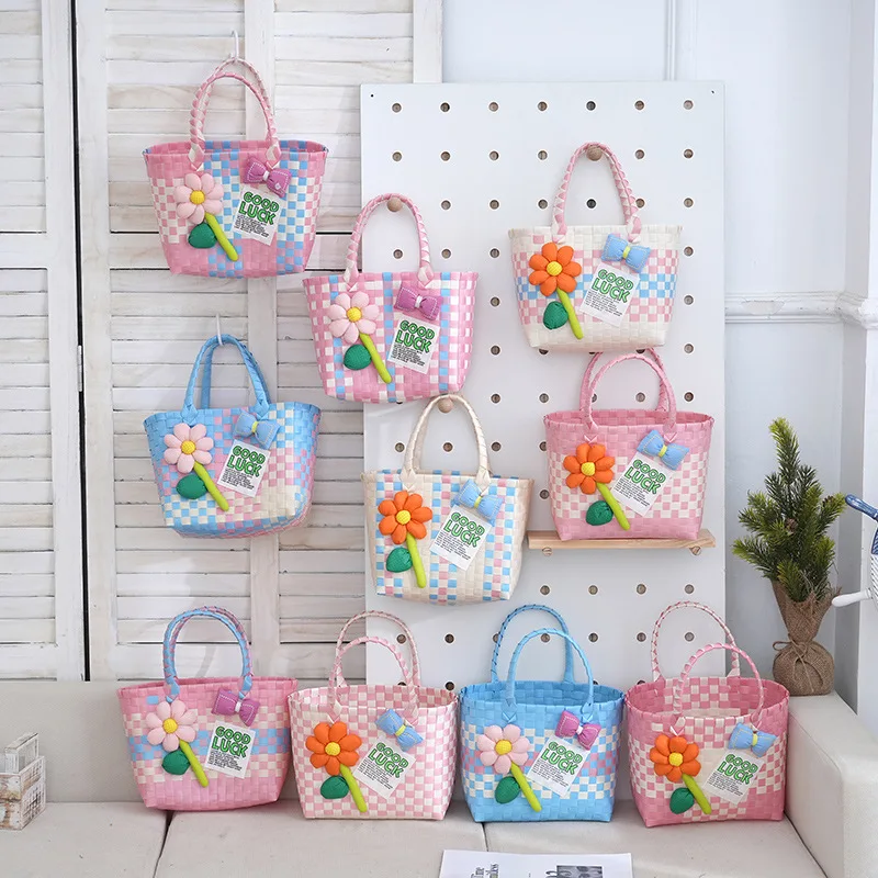 

Woven Beach Bag Plastic Handmade Straw Seaside Beach Vacation Basket Home Storage Shopping Accompaniment Basket