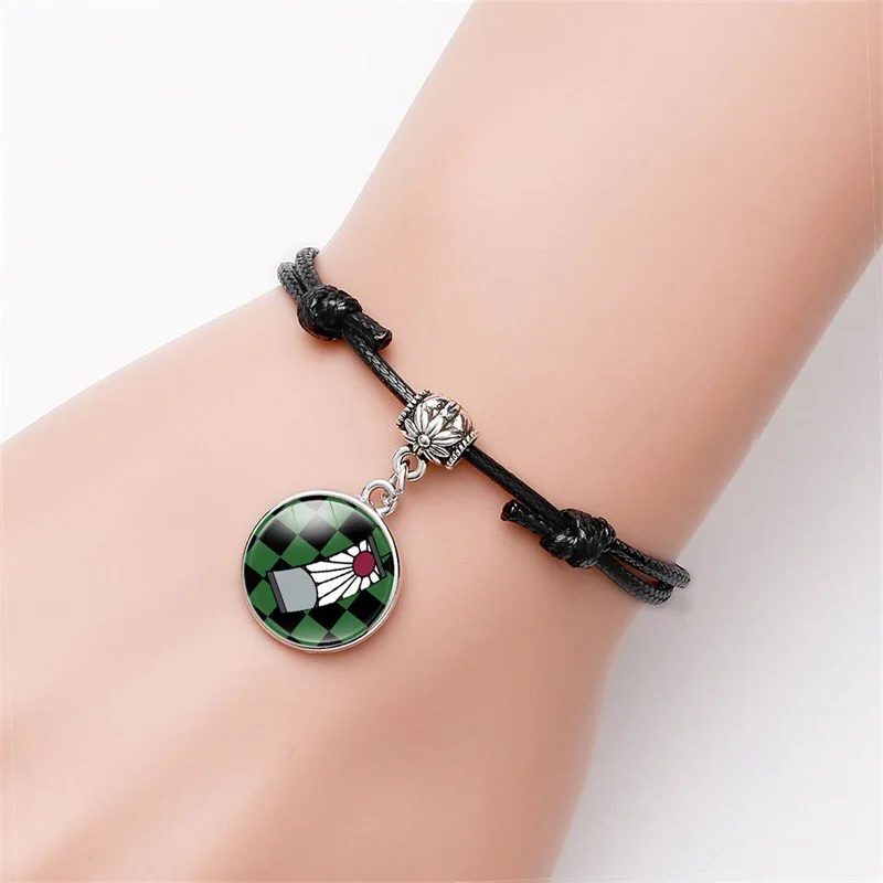 Anime Demon Slayer Kochou Shinobu Kamado Tanjirou pulsera de Cosplay pulseras tejidas ajustables de dibujos animados cadena de mano regalo de Halloween